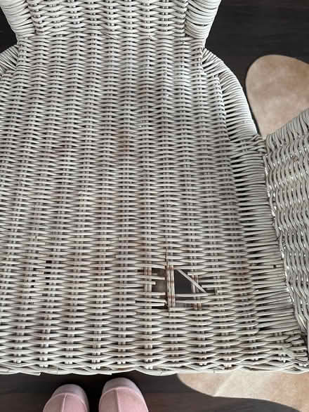 Photo of free White wicker chair (SW19) #4
