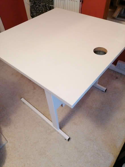 Photo of free Desk 80x80cm (Stirchley B30) #1