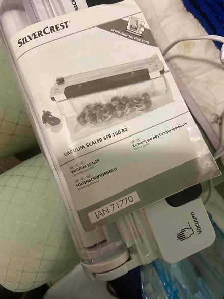 Photo of free Vacuum sealing machine (Bournemouth east cliff BH1) #1