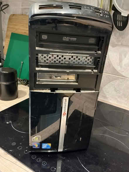 Photo of free Old pc (Carshalton SM5) #1