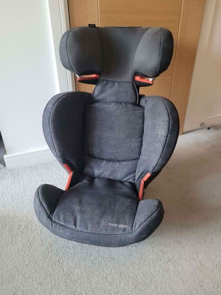 Photo of free Child car seat (Copthorne SY3) #1