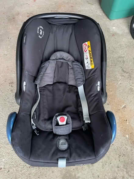 Photo of free Maxi cosi car seat (Hayle) #3