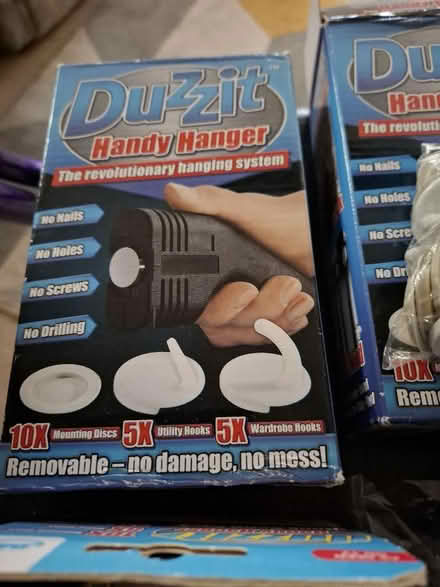Photo of free 2 duzzit hanging kits and extra pads (Kilburn DE56) #1