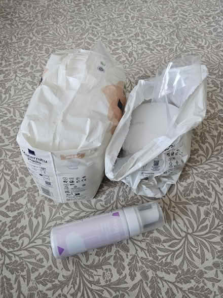 Photo of free Maternity pads&Frida perineal foam (SW19 Wimbledon) #1
