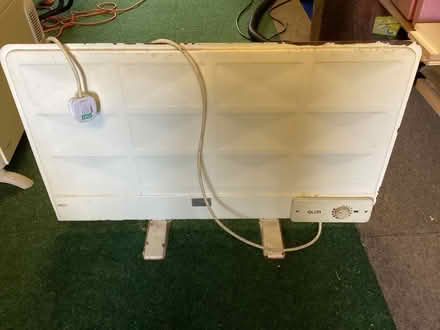 Photo of free “Glen” oil filled electric panel radiator (Horspath OX33) #1