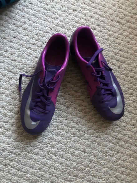 Photo of free Girls soccer cleats (New Market) #1