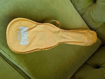 Photo of free Mahalo ukulele yellow (Tw11) #2