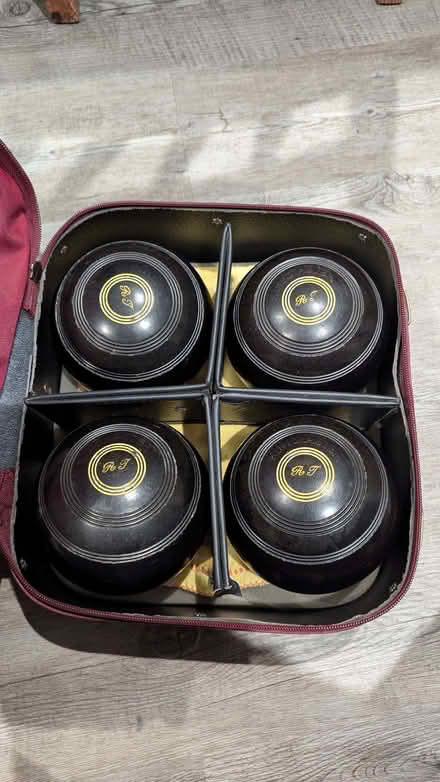 Photo of free 4 Bowls and bag (Penrith CA11) #1