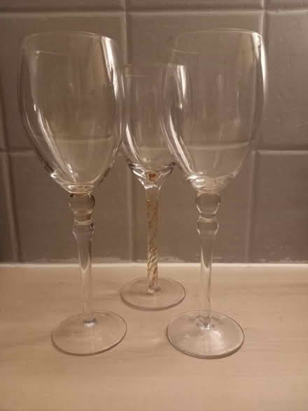 Photo of free 3 wine glasses (Cardonald G52 1RH) #2
