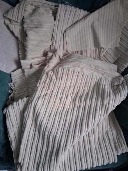 Photo of free Large pieces furnishing fabric (Rayleigh SS6) #1