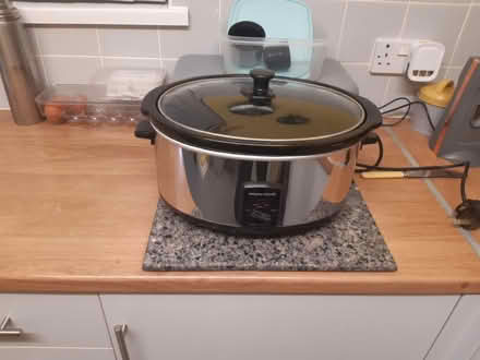 Photo of free Slow cooker (Poole/Oakdale BH15) #1