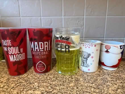 Photo of free Variety of cups/glasses (S12 Charnock Sheffield) #4