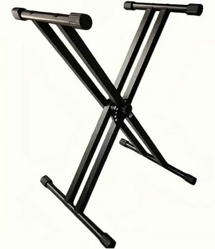 Photo of Piano stand (North Islington, N19) #1