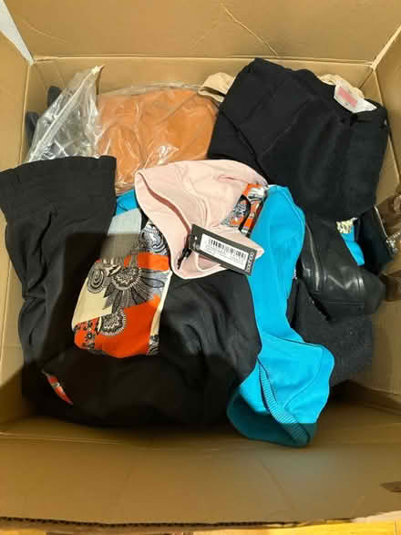 Photo of free Women’s clothing (Gateway south LS9) #2