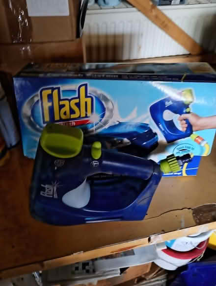 Photo of free Flash car cleaning kit (Roxton MK44) #1