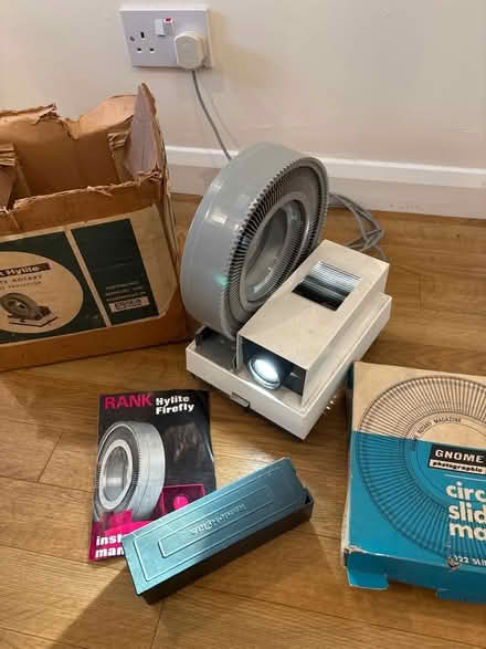 Photo of free Slide Projector (Thames Ditton KT7) #1