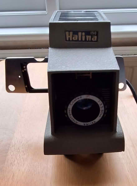 Photo of free Vintage 35mm Slide Projector (Epping CM16) #1