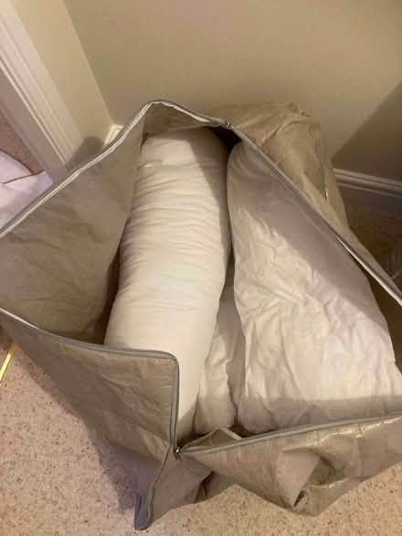 Photo of free Kingsize duvet (Kendal LA9) #2
