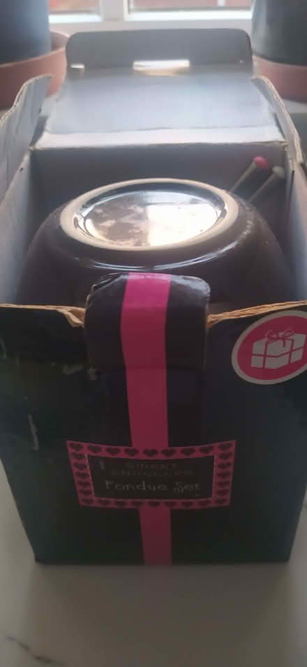 Photo of free Small fondue set (Berwick Grange SY1) #1