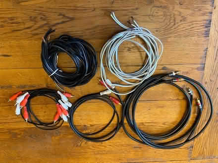 Photo of free Audio cables (Amersham Common HP7) #1
