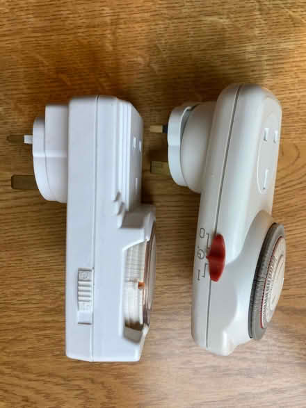 Photo of free Plug-in timer switches (Greenbank CW8) #3