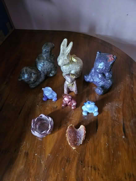 Photo of free Odd bits (Ash) #1