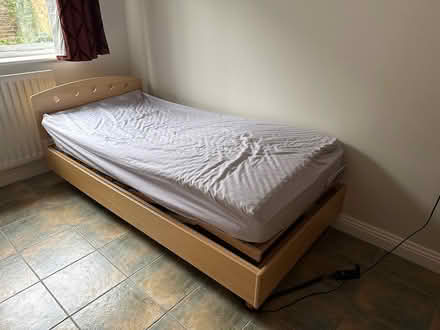 Photo of free Electric single bed (Wandsworth) #1