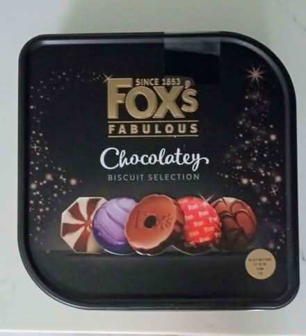 Photo of free Empty biscuit tin (Berwick Grange SY1) #1