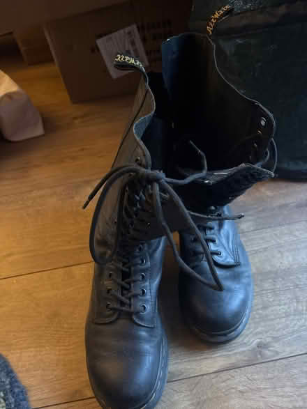 Photo of free Dr Martens 12 up nappa leather 6.5 (Limehouse E1) #1