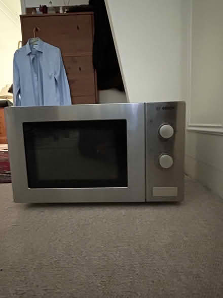 Photo of free Microwave oven. Bosch (Chelsea SW10) #1