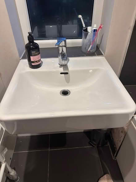 Photo of free Bathroom suite (Shap CA10) #2