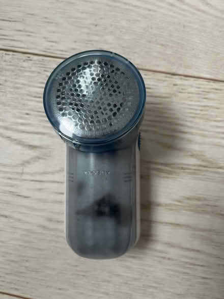 Photo of free Jumper fuzz remover (N6 Highgate High Street) #1