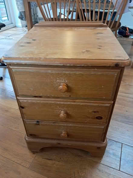 Photo of free Bedside drawer unit (Kennington OX1) #1