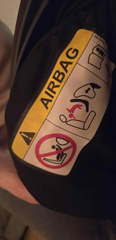 Photo of free Car seat (PR4) #4