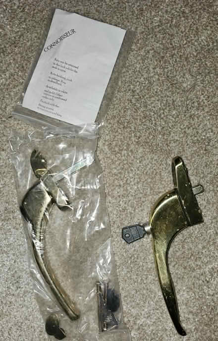 Photo of free uPVC window handles, gold (Kendal LA9) #1