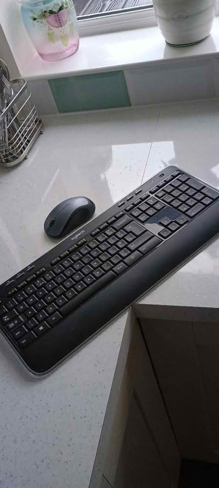 Photo of free Wireless keyboard and mouse (Blackwater GU17) #1