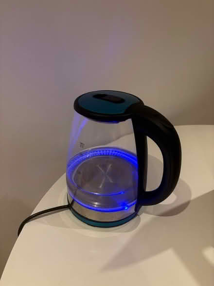 Photo of free Electric kettle (Gateway south LS9) #1