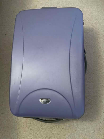 Photo of free Wheelie suitcase (Kendal LA9) #2