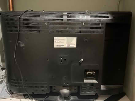 Photo of free 32 inch TV (Tottenham Hale N15) #2