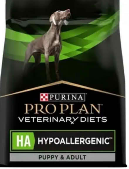 Photo of free Hypoallergenic dog kibble (RG40 Finchampstead) #1