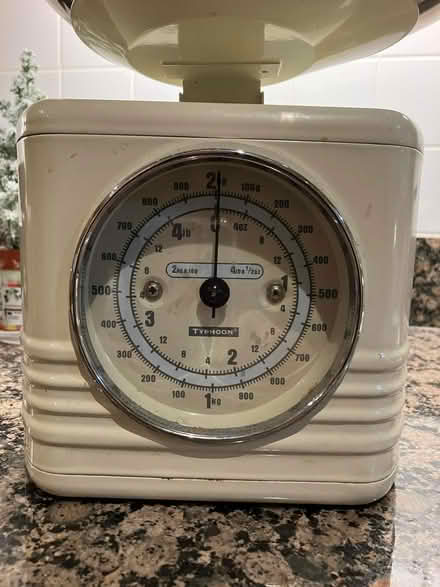 Photo of free Kitchen weighing scales (Goffs Oak EN7) #2