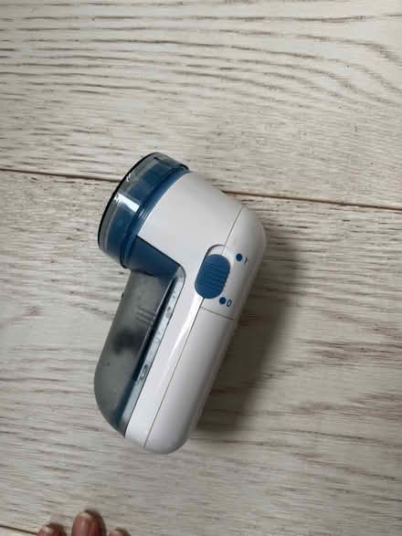 Photo of free Jumper fuzz remover (N6 Highgate High Street) #2