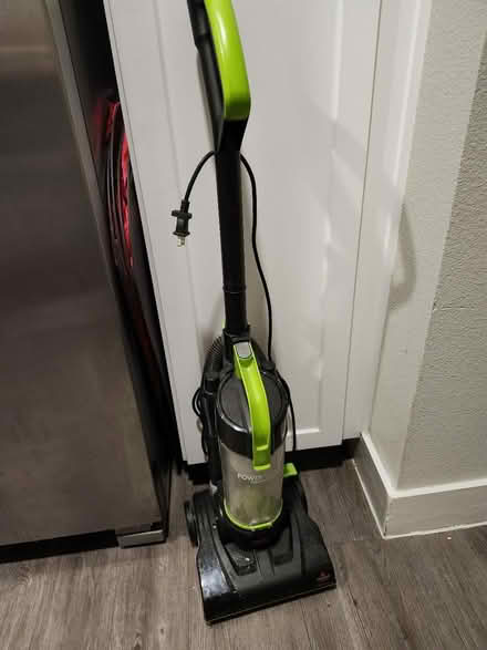 Photo of free Vacuum (76102) #1