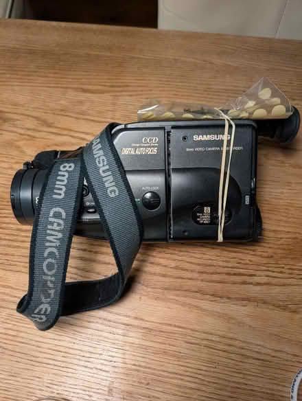 Photo of free 8mm Samsung Camcorder. (BT9) #1