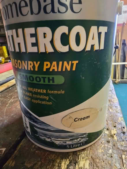 Photo of free Cream Masonry Paint (Horspath OX33) #2