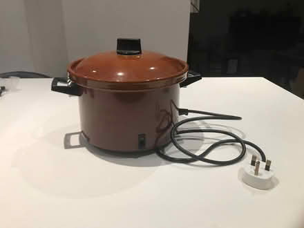 Photo of free Crockpot (Radlett WD7) #1