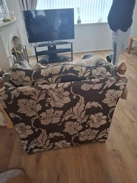 Photo of free Large armchair (CH49) #4