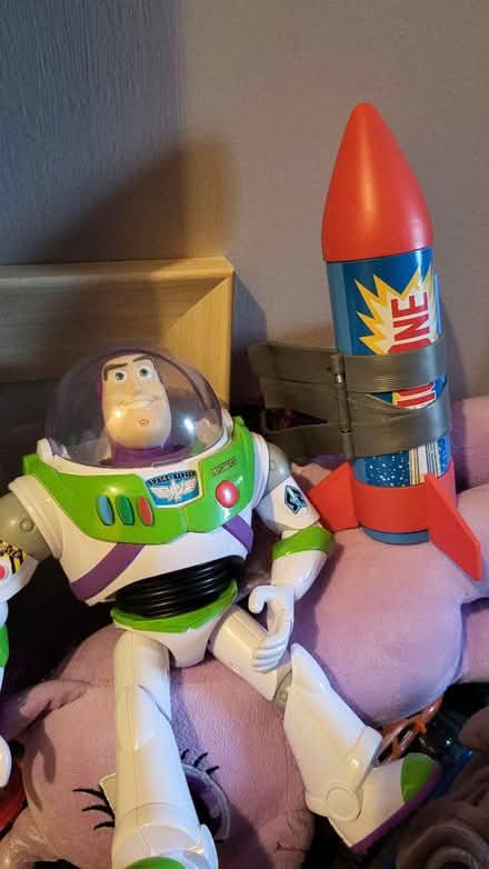 Photo of free Buzz Lightyear (Dursley) #1