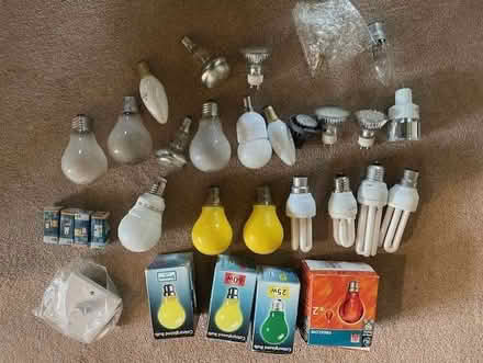 Photo of free box of lightbulbs (Eastbourne BN21) #1
