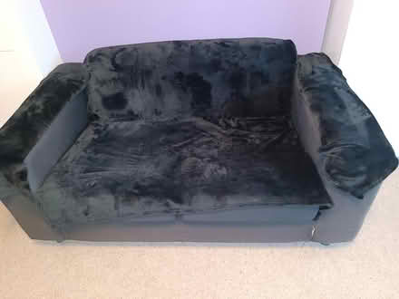Photo of free 2 seater occasional sofa (Leeds LS17) #2